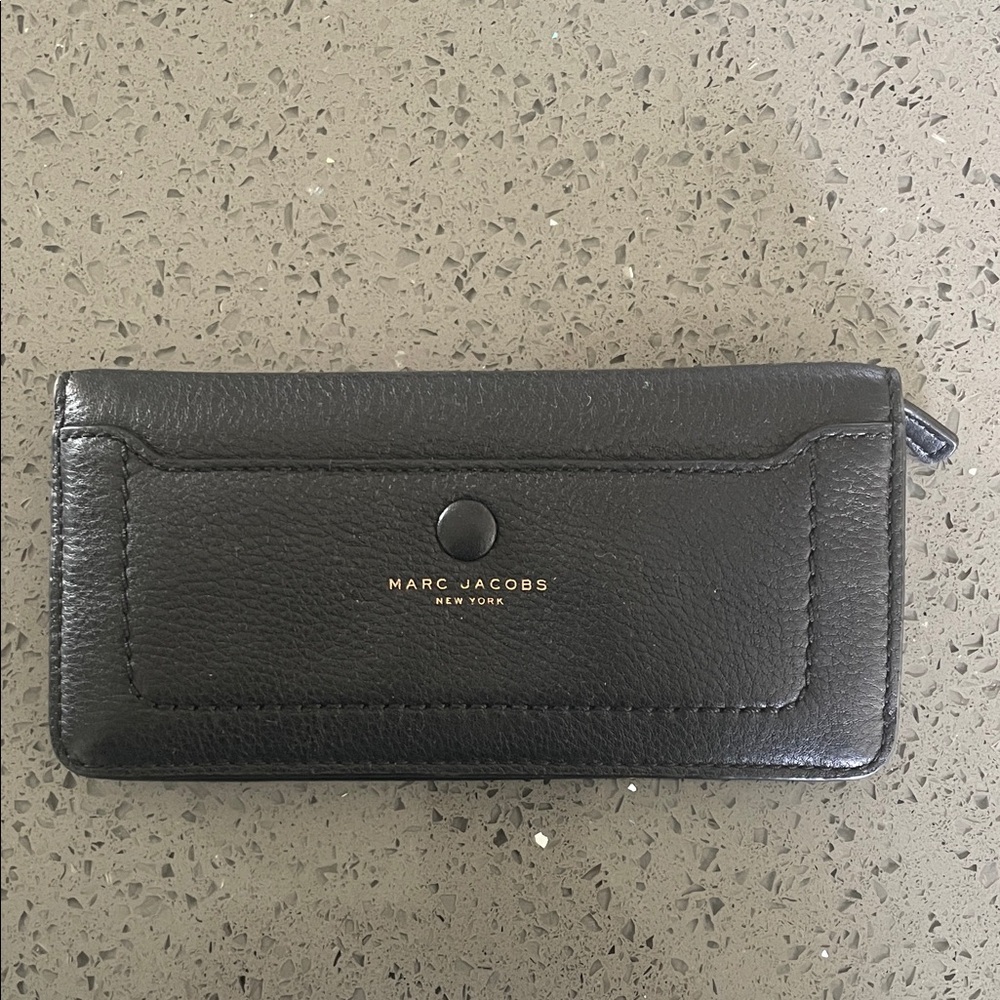 Marc Jacobs Black Leather Clutch Wallet